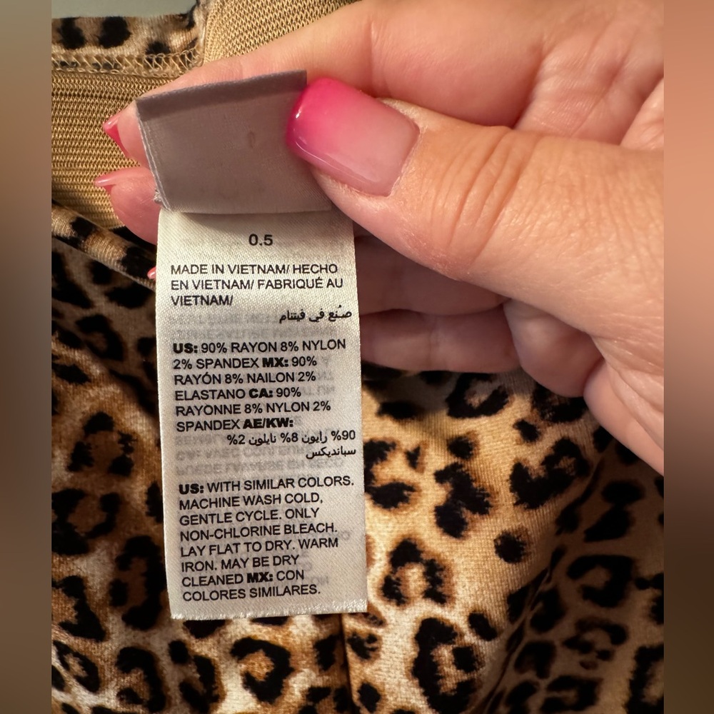 Chico’s leopard legging pants - Picture 5 of 8
